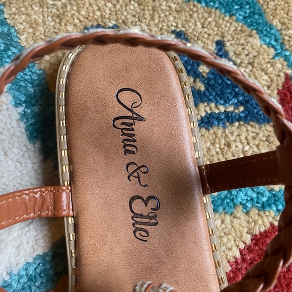 Women’s Sandals - Anna & Elle - Size 7.5 - Picture 2 of 3